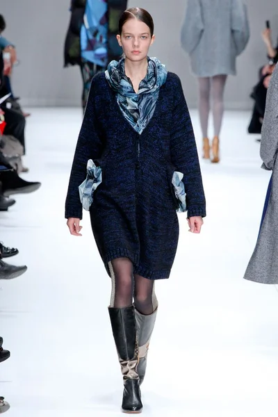Look 25